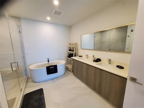 17550 Collins Avenue Sunny Isles Beach FL 33160