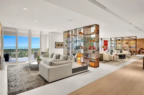 20165 NE 39th Place Aventura FL 33180
