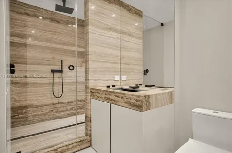20165 NE 39th Place Aventura FL 33180