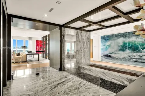 20165 NE 39th Place Aventura FL 33180