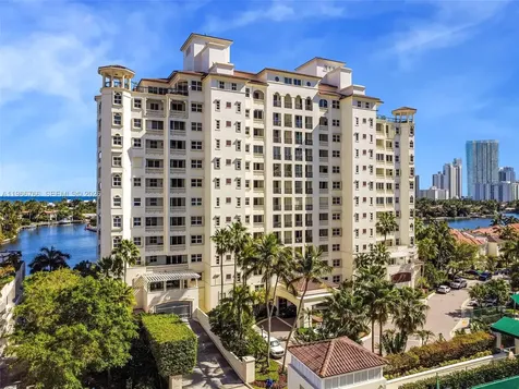 20165 NE 39th Place Aventura FL 33180