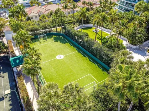 20165 NE 39th Place Aventura FL 33180