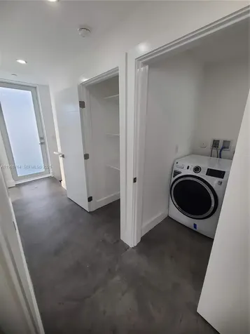 825 Michigan Avenue Miami Beach FL 33139