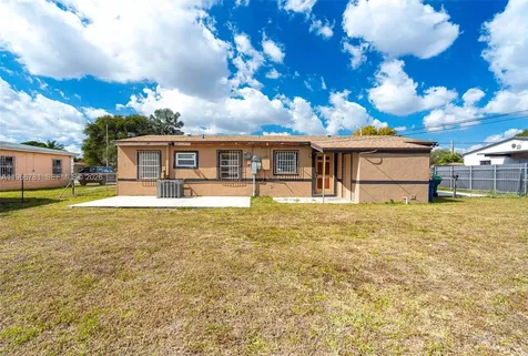 16025 NW 29th Avenue Miami Gardens FL 33054