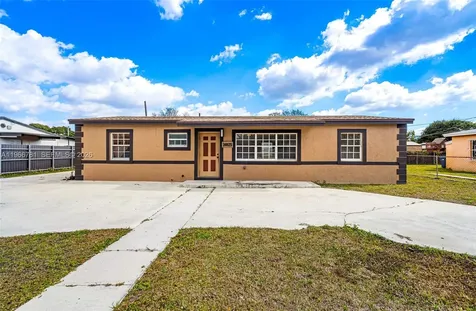 16025 NW 29th Avenue Miami Gardens FL 33054