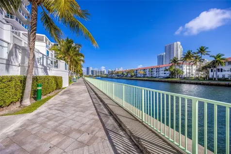 3030 NE 188th Street Aventura FL 33180