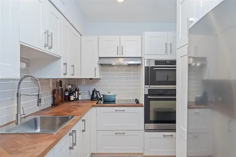 1200 West Avenue Miami Beach FL 33139