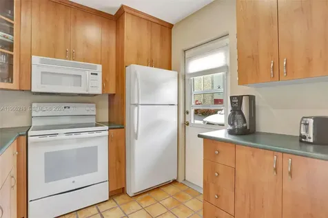 4311 NW 16th Street Lauderhill FL 33313