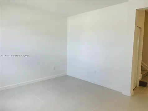 1695 SE 27th Road Homestead FL 33035