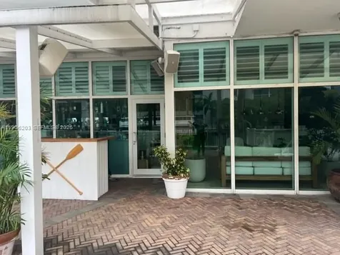31 SE 5th Street Miami FL 33131