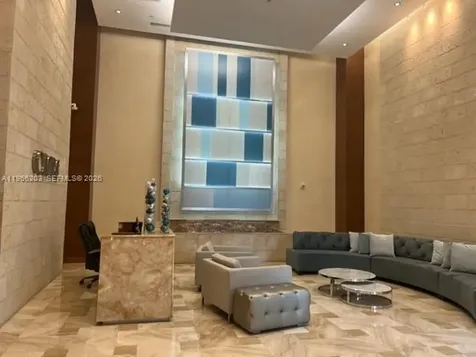 31 SE 5th Street Miami FL 33131