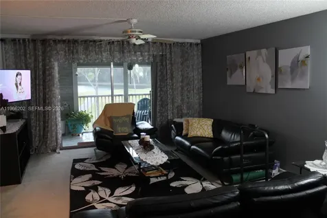 12500 SW 6th Street Hollywood FL 33027