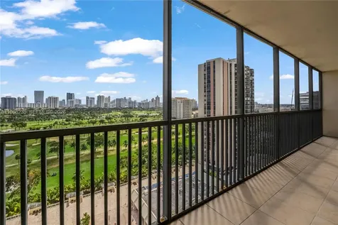 20301 W Country Club Drive Aventura FL 33180