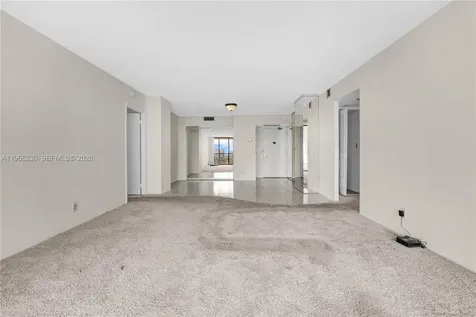 20301 W Country Club Drive Aventura FL 33180