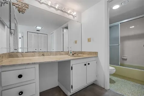 20301 W Country Club Drive Aventura FL 33180
