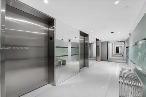 20301 W Country Club Drive Aventura FL 33180