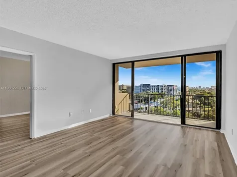 1470 NE 123rd Street North Miami FL 33161