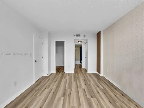 1470 NE 123rd Street North Miami FL 33161