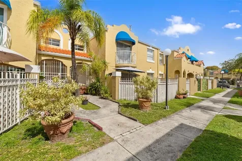 415 NW 85th Place Miami FL 33126