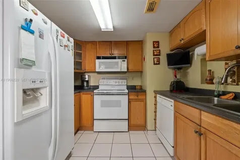 415 NW 85th Place Miami FL 33126