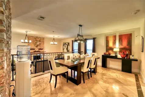 5826 SW 17th Street Miami FL 33155