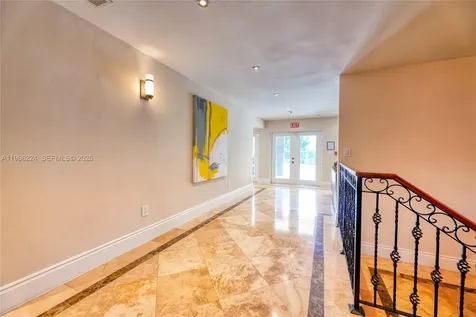 5826 SW 17th Street Miami FL 33155