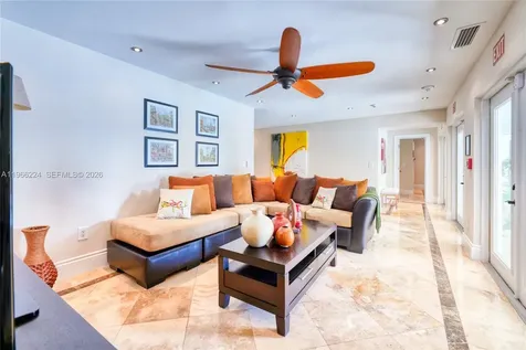 5826 SW 17th Street Miami FL 33155