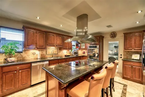 5826 SW 17th Street Miami FL 33155