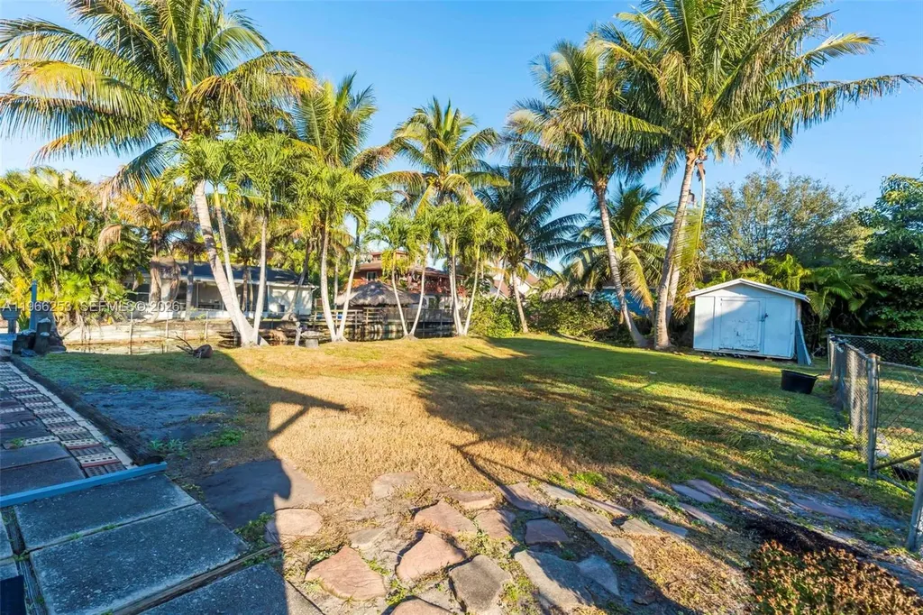 6581 Riparian Road Lake Worth FL 33462