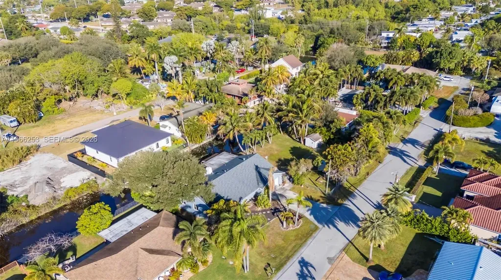 6581 Riparian Road Lake Worth FL 33462