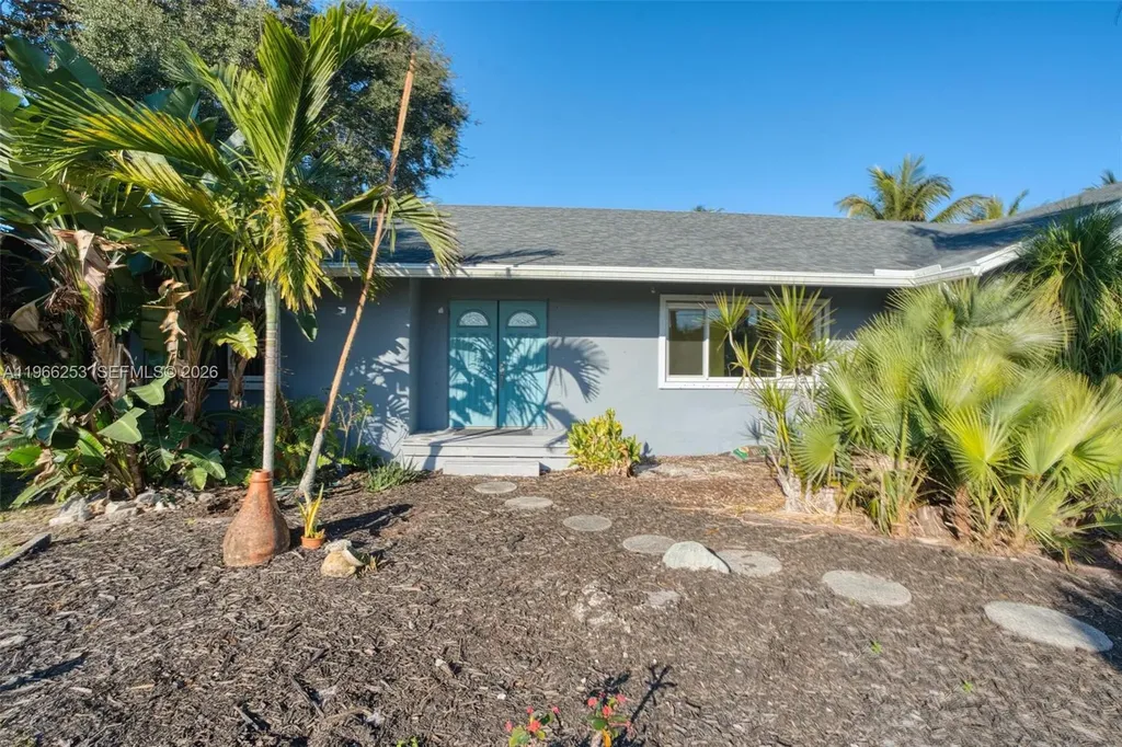 6581 Riparian Road Lake Worth FL 33462