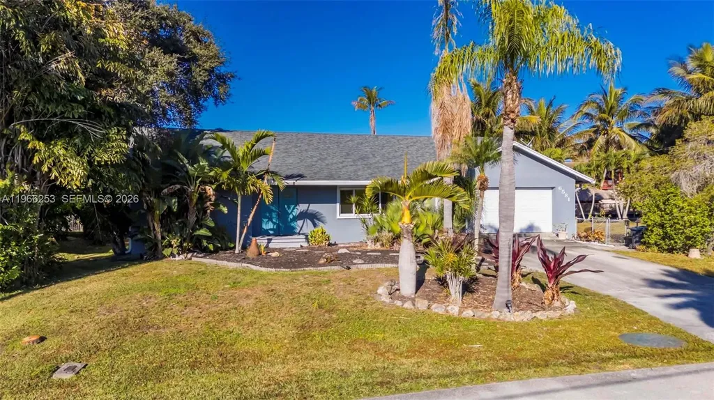 6581 Riparian Road Lake Worth FL 33462