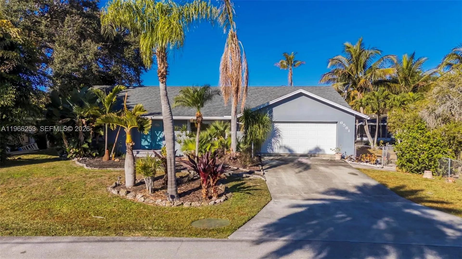 6581 Riparian Road Lake Worth FL 33462