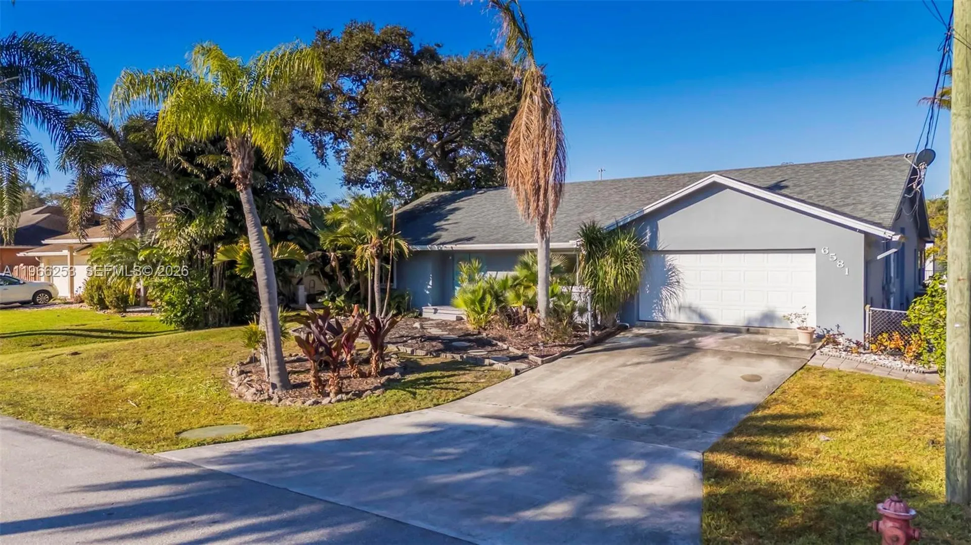 6581 Riparian Road Lake Worth FL 33462