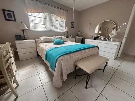 16900 NE 14th Avenue Miami FL 33162