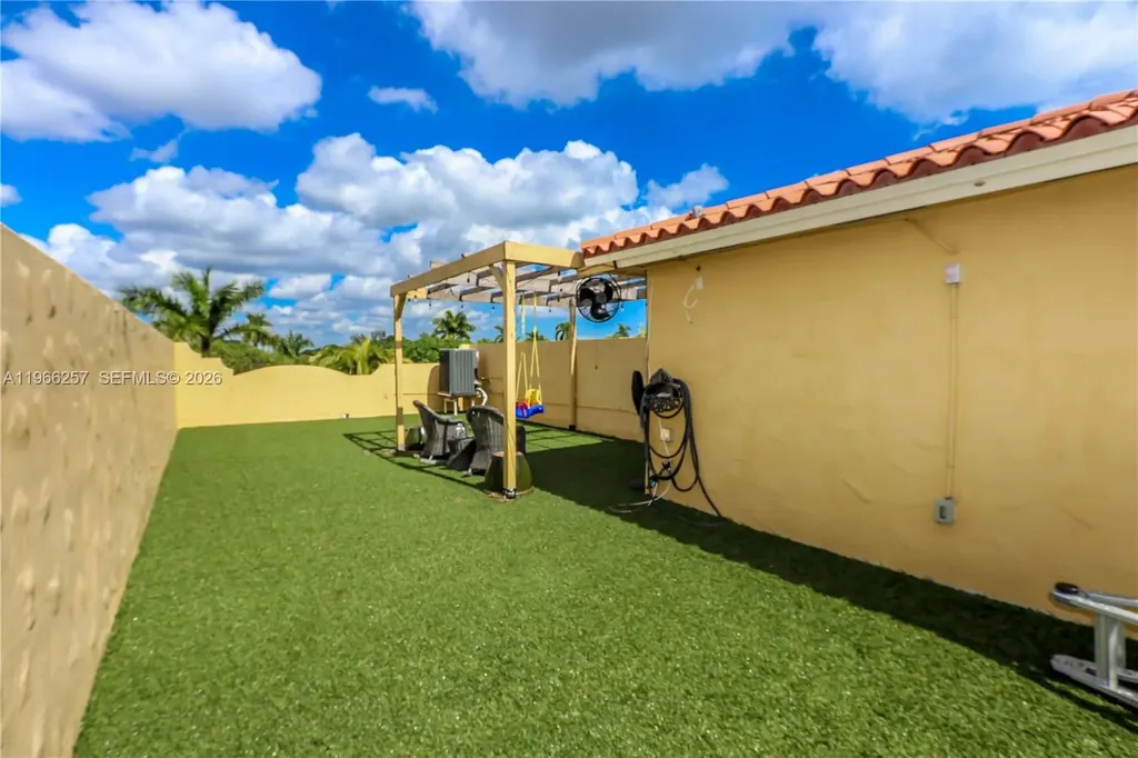 1619 Harrison Street Hollywood FL 33020