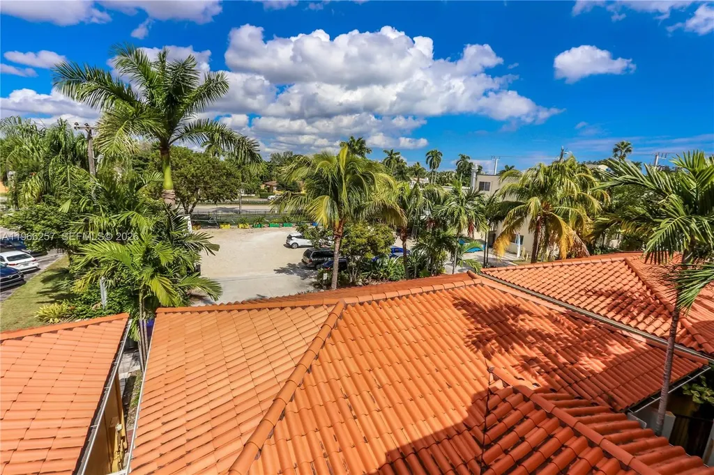 1619 Harrison Street Hollywood FL 33020