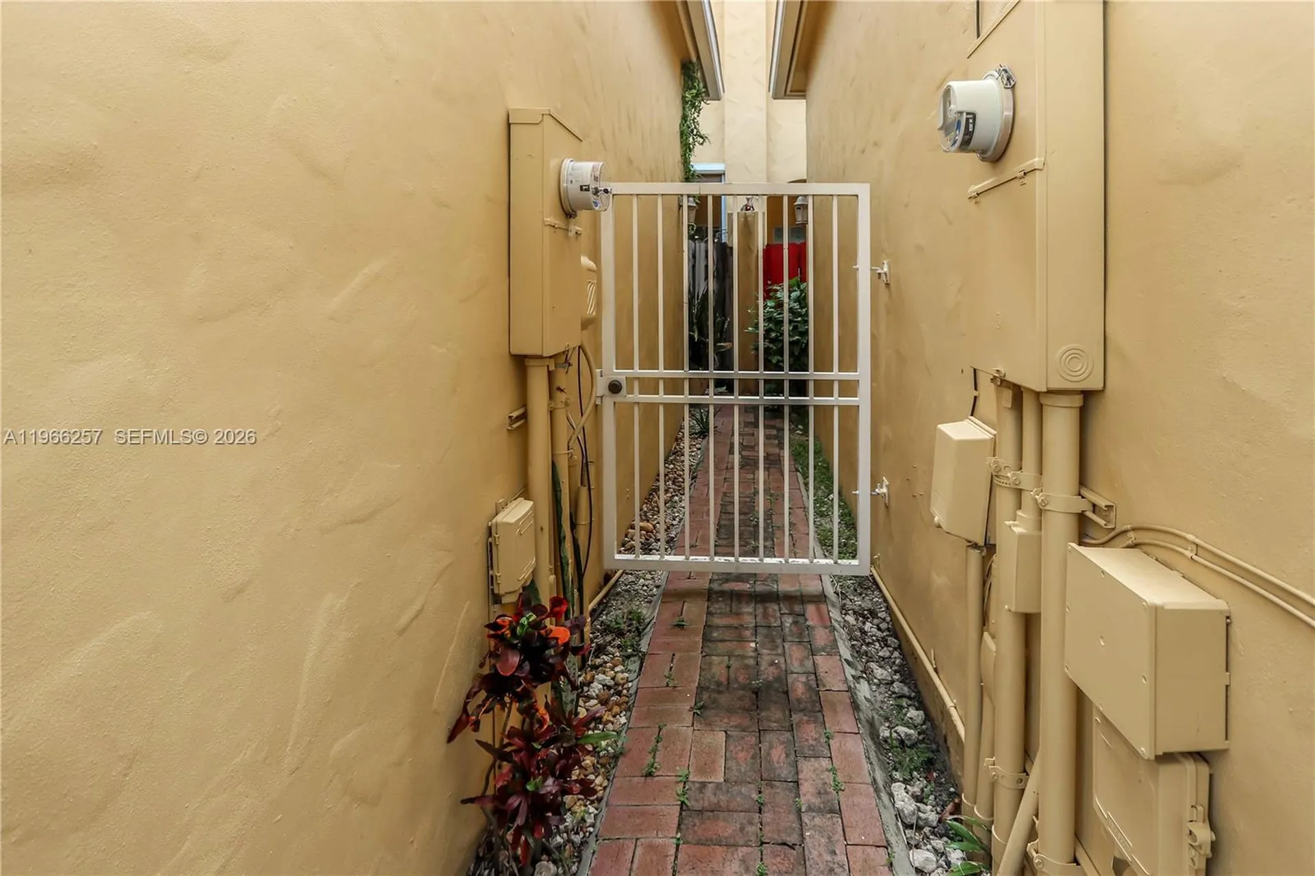 1619 Harrison Street Hollywood FL 33020