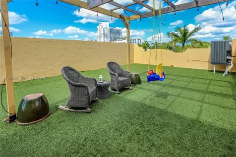 1619 Harrison Street Hollywood FL 33020