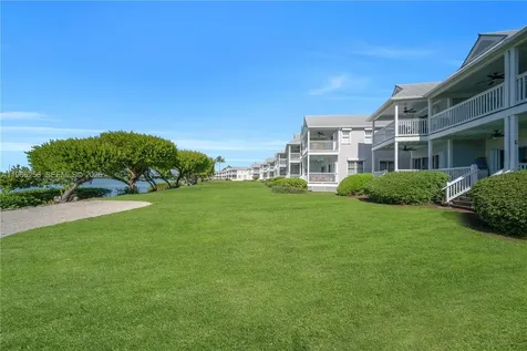 5075 Sunset Village Drive Duck FL 33050
