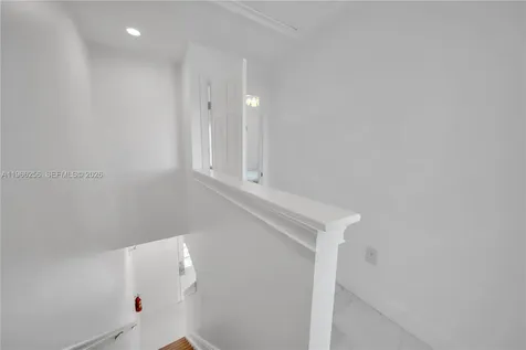 5075 Sunset Village Drive Duck FL 33050
