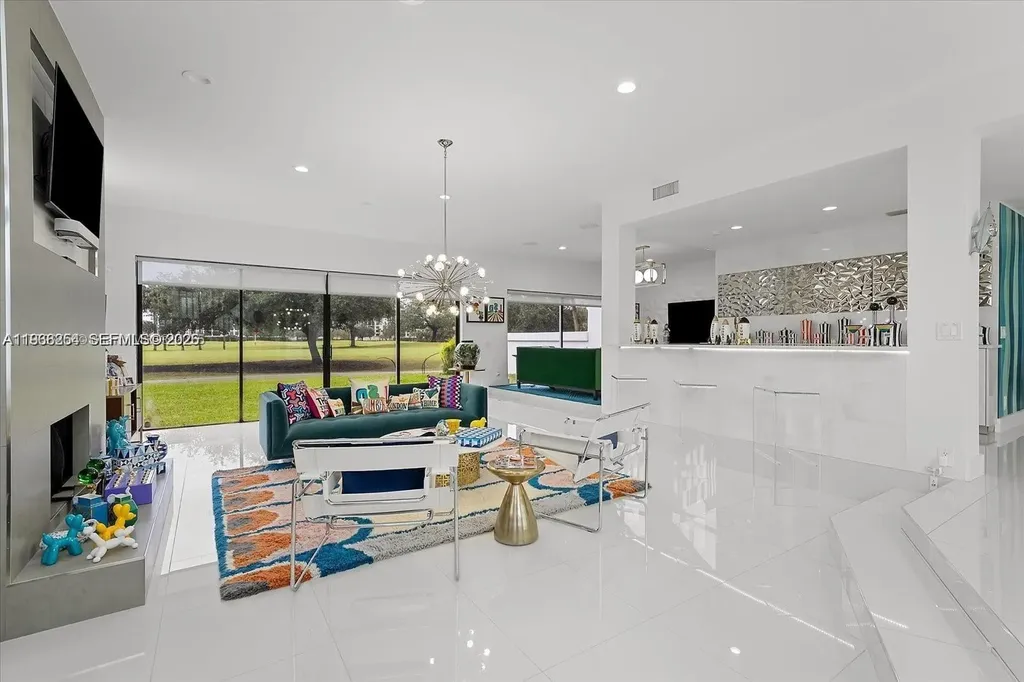 22818 El Dorado Drive Boca Raton FL 33433