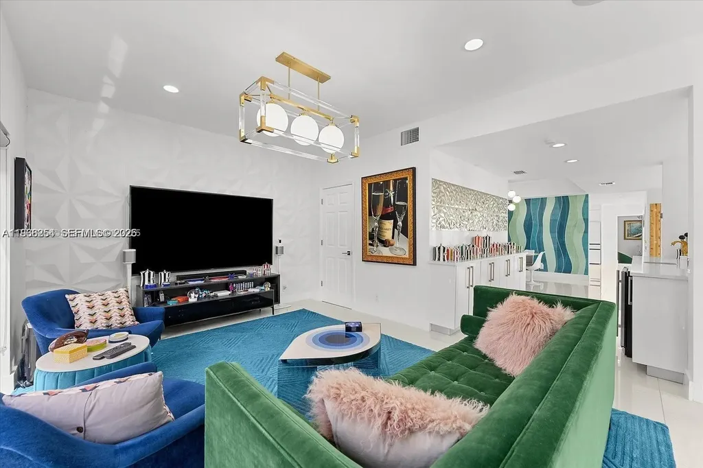 22818 El Dorado Drive Boca Raton FL 33433