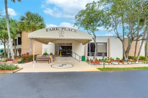 1400 Saint Charles Place Pembroke Pines FL 33026