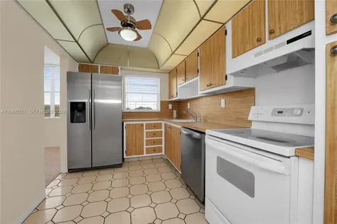 1400 Saint Charles Place Pembroke Pines FL 33026