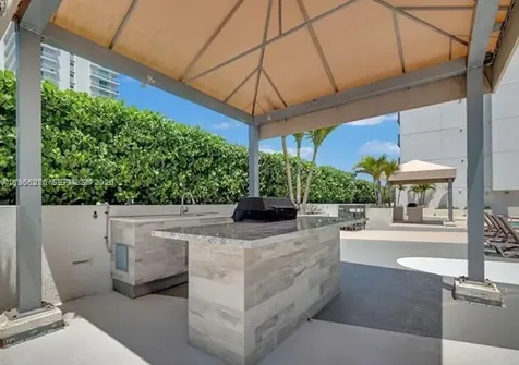 1871 NW S River Drive Miami FL 33125