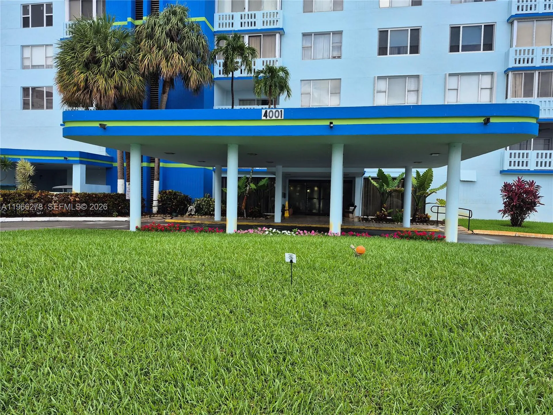 4001 Hillcrest Drive Hollywood FL 33021