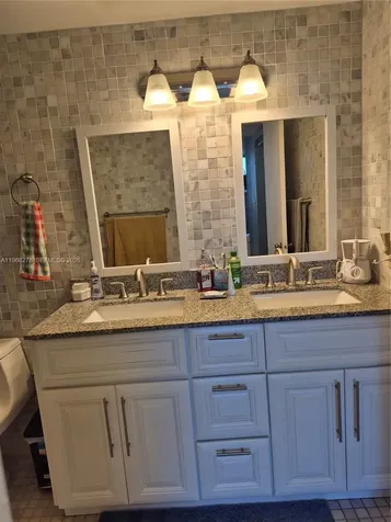4001 Hillcrest Drive Hollywood FL 33021