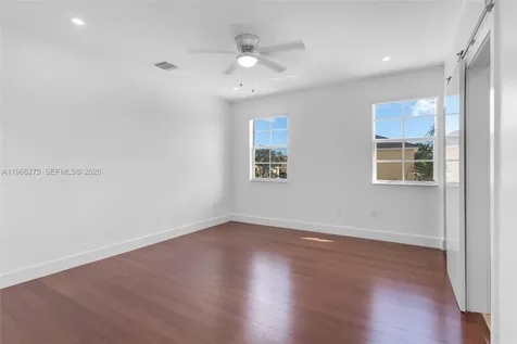 30 SE 6th Road Homestead FL 33030
