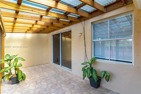 30 SE 6th Road Homestead FL 33030